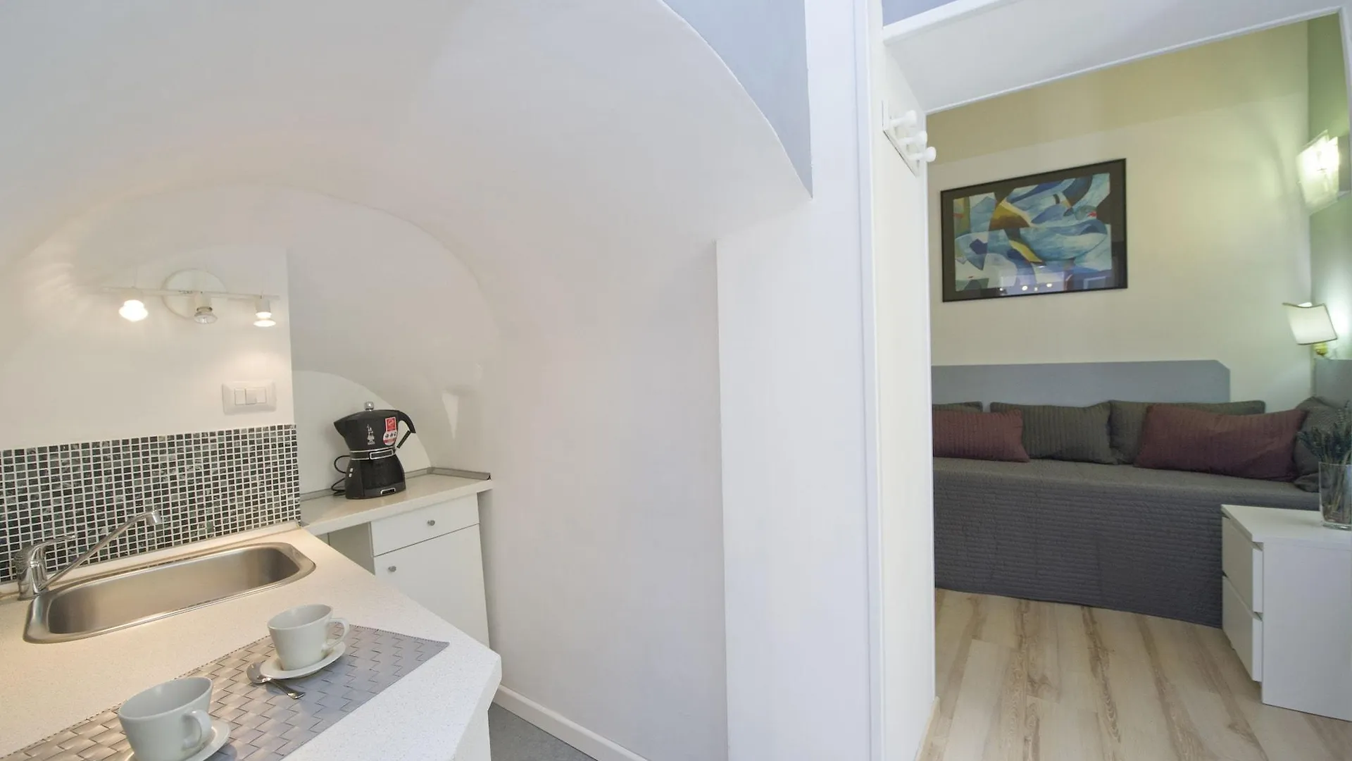 B&B Room To Rome 3*,